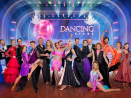Glamouröser Auftakt: Die neuen „Dancing Stars“ erstmals in ihren Tanz-Outfits