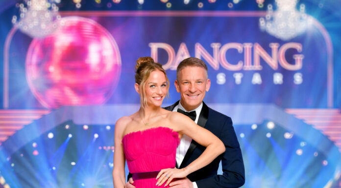 Dancing Stars: Von Langsamem Walzer bis Linkin Park – Die Tänze der ersten Show